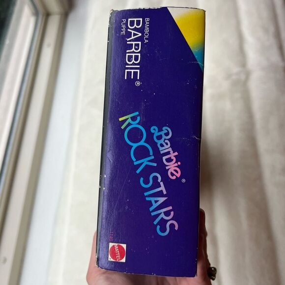 Rare 1985 BARBIE Rockstar Vintage from Europe NIB (box imperfect) - Picture 4 of 16